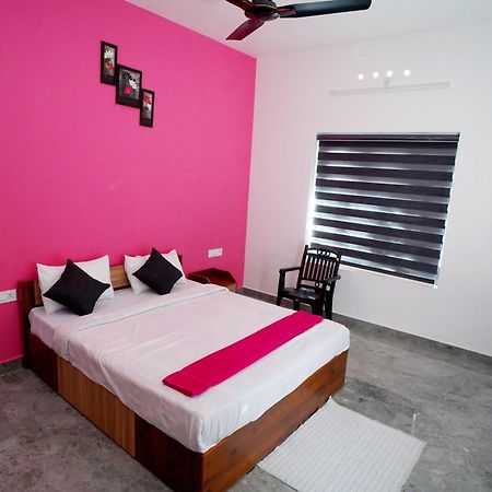 Vaishnavam Double Bedroom Villa Thekkady Luaran gambar