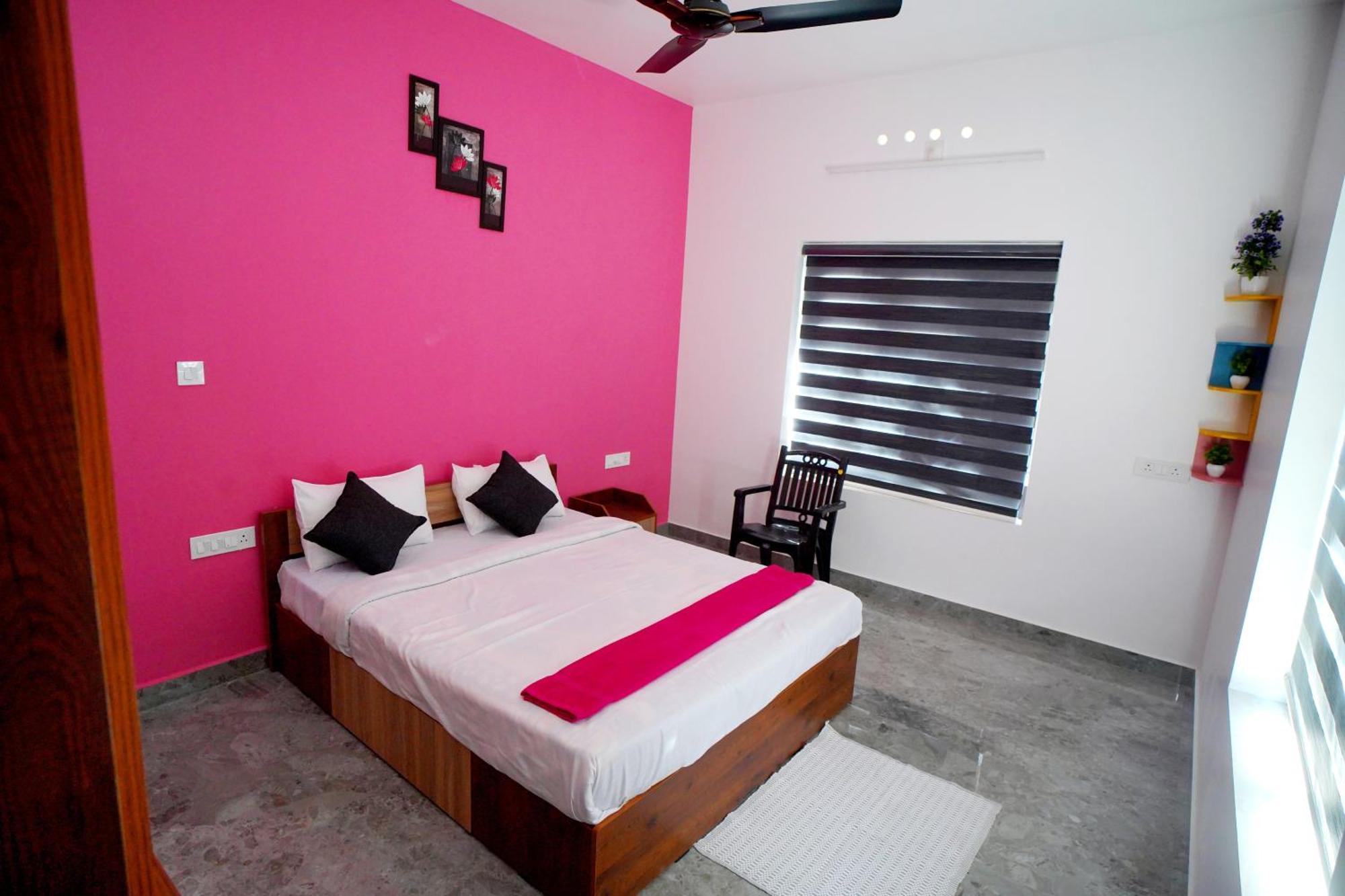 Vaishnavam Double Bedroom Villa Thekkady Luaran gambar
