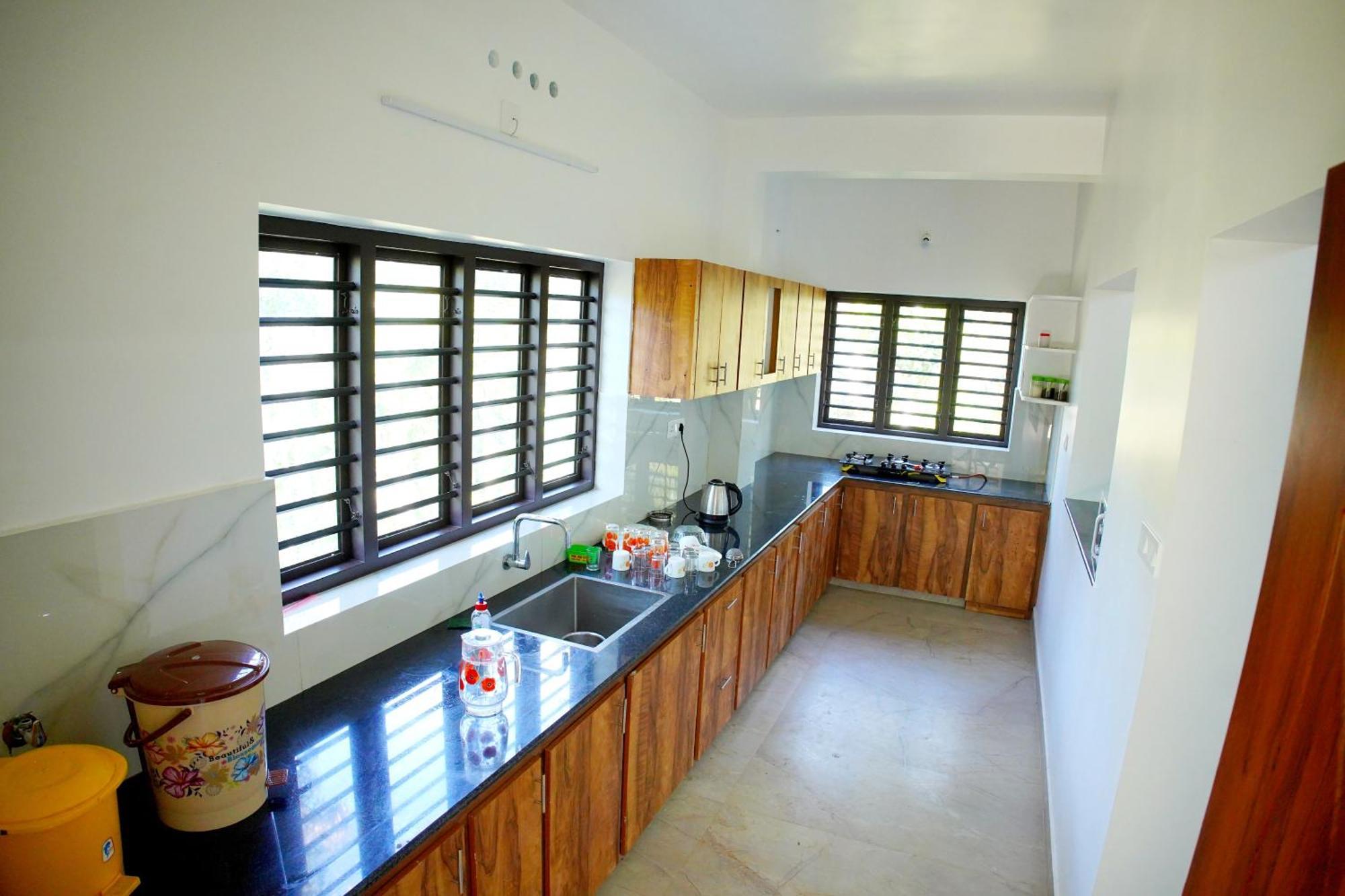 Vaishnavam Double Bedroom Villa Thekkady Luaran gambar